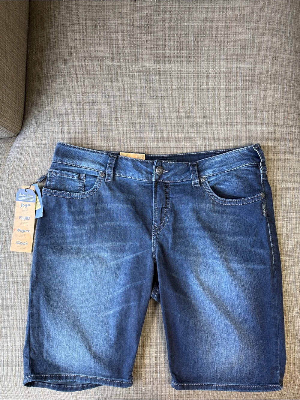 NWT Silver Jeans Denim Suki Bermuda Shorts Sz 20W L11
